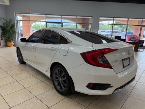 Used 2021 Honda Civic EX image 5