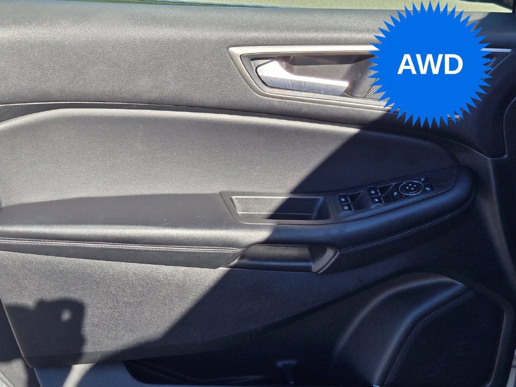 Used 2023 Ford Edge SEL AWD/4WD image 17