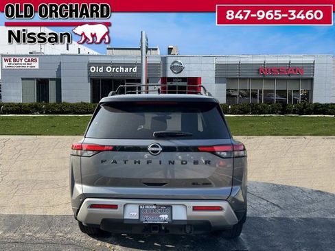 Used 2024 Nissan Pathfinder SL w/ SL Premium Package image 5