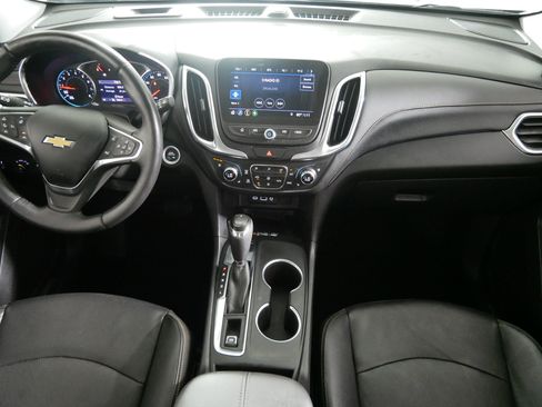 Used 2021 Chevrolet Equinox Premier AWD/4WD image 10