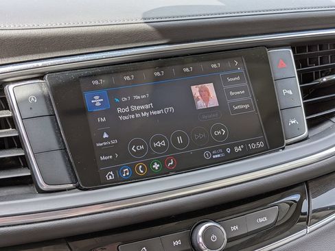 Used 2023 Buick Enclave Essence FWD image 23