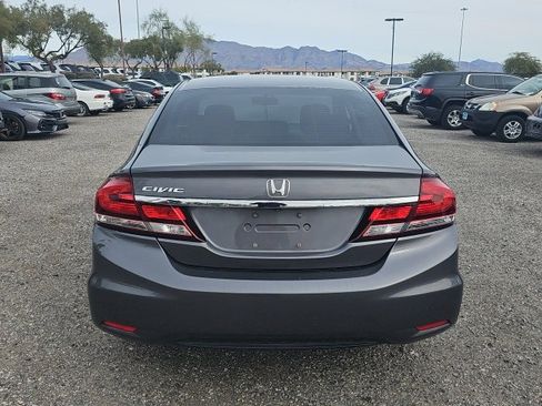 Used 2015 Honda Civic SE image 5