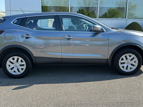 Used 2020 Nissan Rogue Sport S AWD/4WD image 28