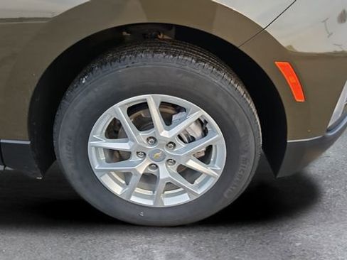 Used 2024 Chevrolet Equinox LT image 17