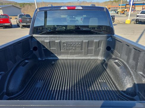 Used 2025 Ford F150 XLT w/ Equipment Group 301A Standard image 5