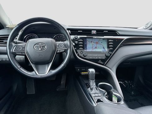 Used 2019 Toyota Camry XLE w/ Driver Assist Package image 21
