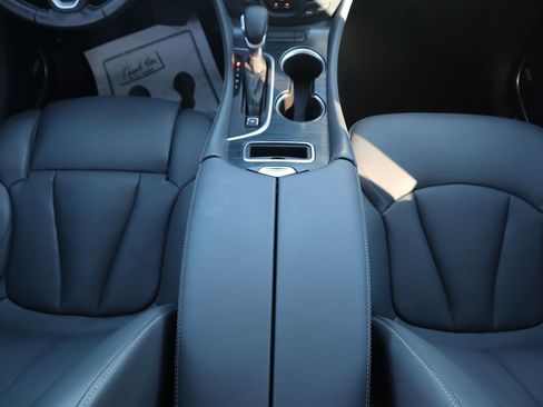 Used 2020 Buick Envision Premium w/ Driver Confidence Package image 16