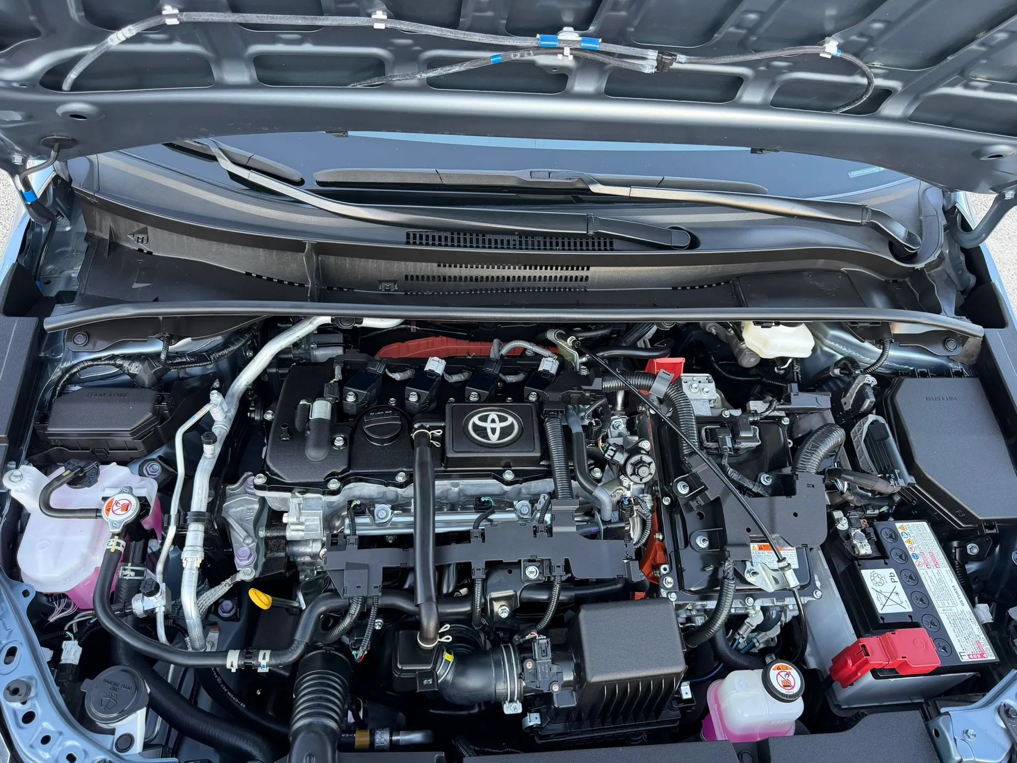 Used 2025 Toyota Corolla LE FWD image 37