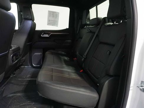 Used 2022 Chevrolet Silverado 1500 High Country w/ High Country Premium Package image 15