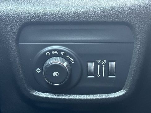 Used 2023 Jeep Grand Cherokee L Overland AWD/4WD image 30