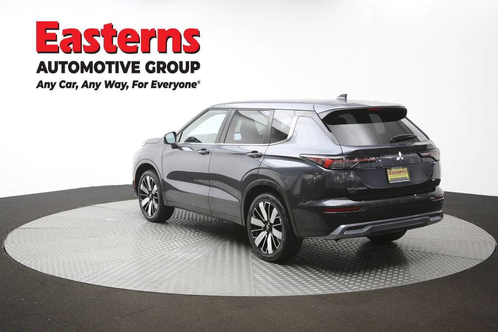 Used 2025 Mitsubishi Outlander SE AWD/4WD image 66
