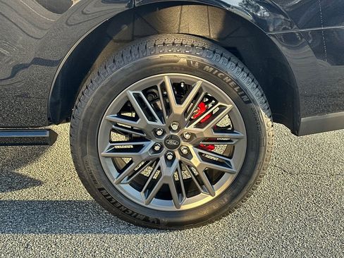 New 2025 Ford Expedition Platinum w/ Stealth Performance Package image 50