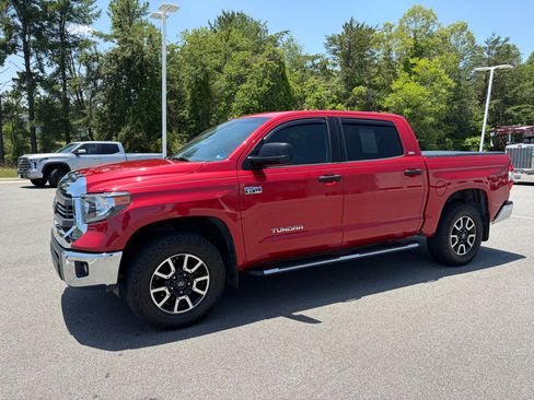 Used 2014 Toyota Tundra SR5 w/ SR5 Upgrade Package AWD/4WD image 1