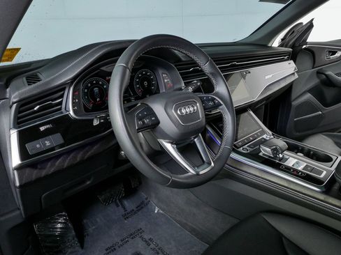 Used 2023 Audi Q8 Premium Plus w/ Premium Plus Package AWD/4WD image 4