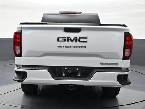 Used 2024 GMC Sierra 1500 Elevation w/ LPO, Elevation Black Package AWD/4WD image 4