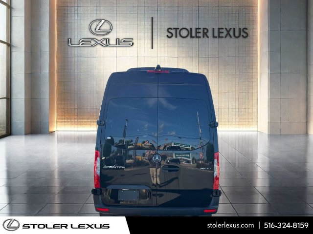 Used 2024 Mercedes-Benz Sprinter 2500 image 7