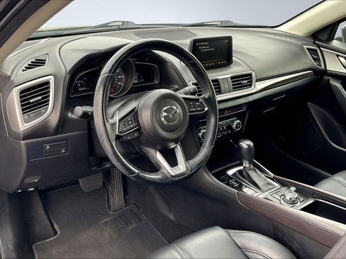 Used 2017 MAZDA MAZDA3 Touring image 12