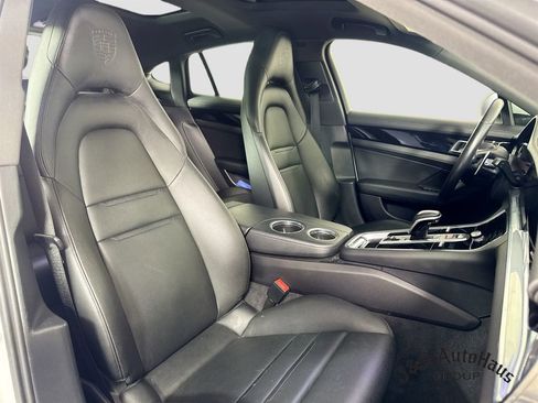Used 2021 Porsche Panamera 4 AWD/4WD image 36
