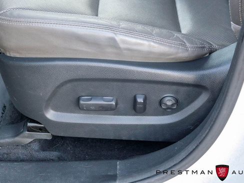 Used 2018 Hyundai Santa Fe SE w/ SE Premium Package 02 image 20