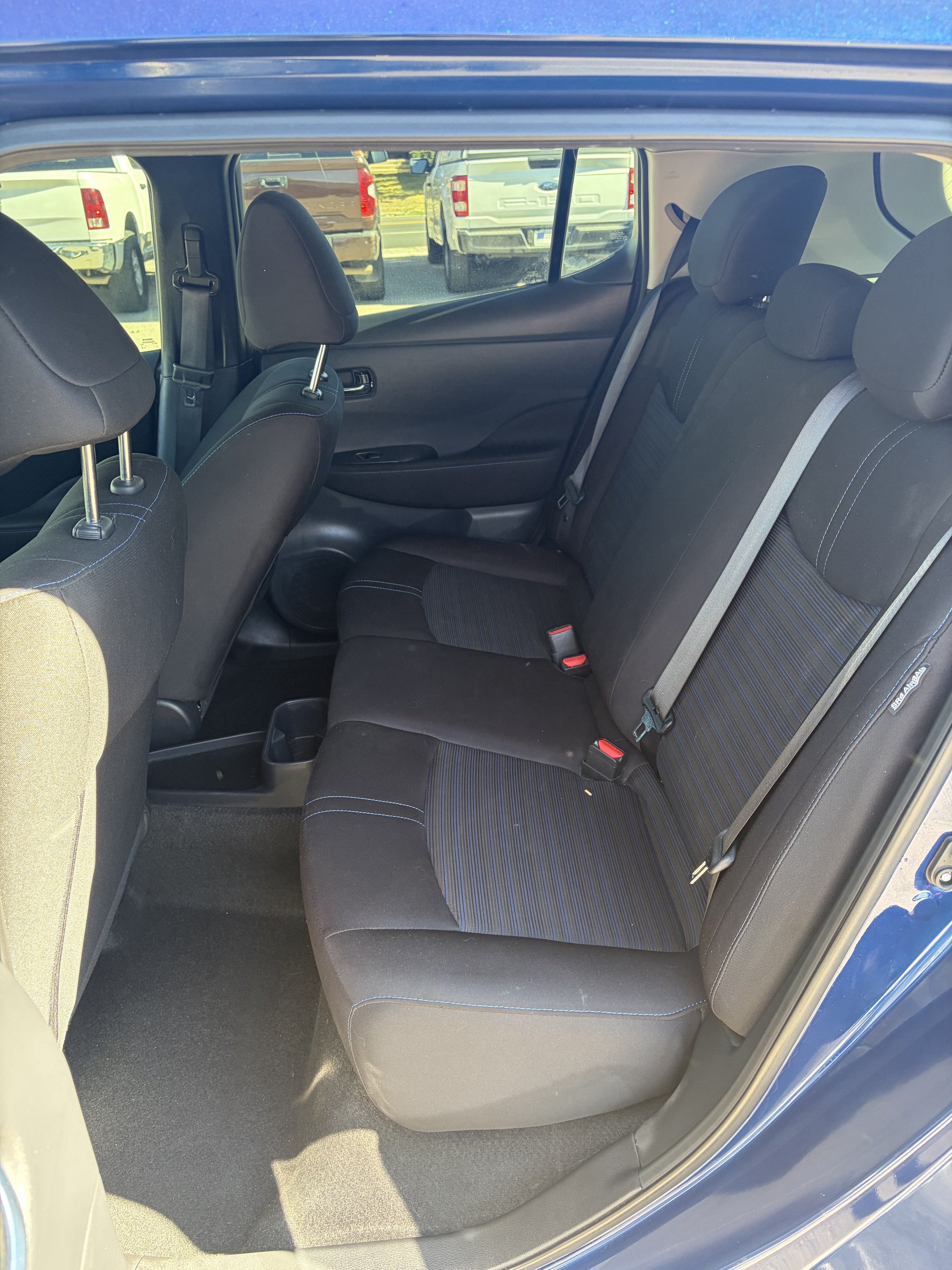 Used 2025 Nissan Leaf S FWD image 18