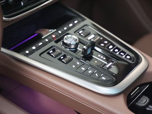 Used 2026 Aston Martin DBX 707 AWD/4WD image 21