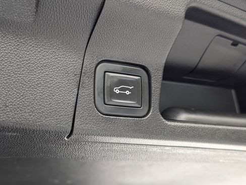 Used 2021 GMC Acadia Denali w/ Denali Ultimate Package image 50