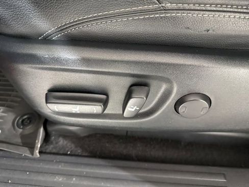 Used 2020 Toyota 4Runner Limited image 21