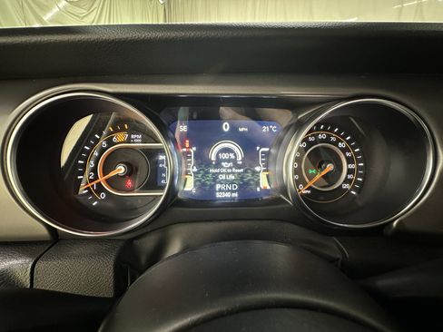 Used 2022 Jeep Wrangler Sport AWD/4WD image 27