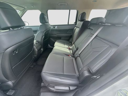 New 2027 Hyundai Santa Fe SEL FWD image 17