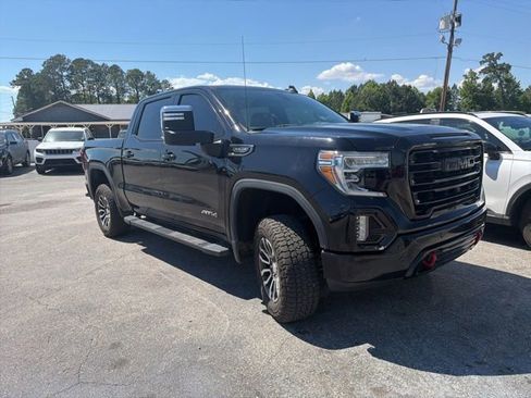 Used 2021 GMC Sierra 1500 AT4 w/ Technology Package AWD/4WD image 7