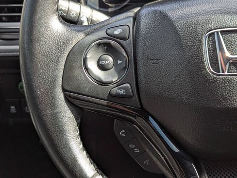 Used 2019 Honda HR-V Sport image 23