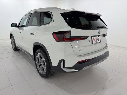 Used 2026 BMW X1 xDrive28i w/ Convenience Package AWD/4WD image 3