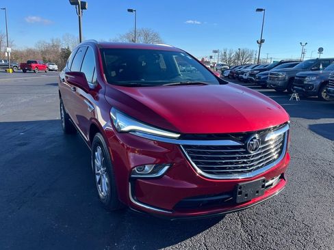 Used 2024 Buick Enclave Premium image 7