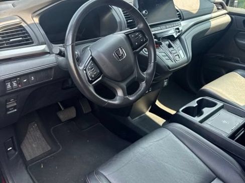 Used 2025 Honda Odyssey Sport-L image 2