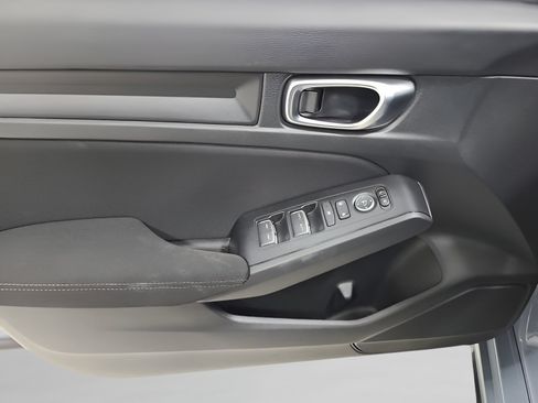 Used 2024 Honda Civic Sport image 19