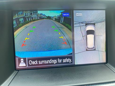 Used 2017 Nissan Pathfinder SL w/ SL Tech Package AWD/4WD image 15