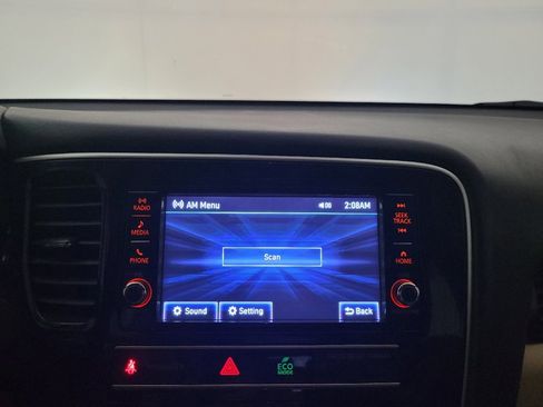 Used 2019 Mitsubishi Outlander ES FWD image 25