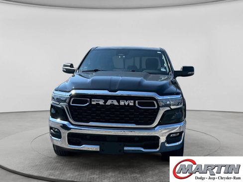 Used 2025 RAM 1500 Big Horn AWD/4WD image 2