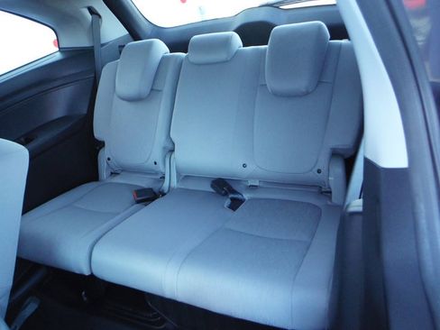 Used 2019 Honda Odyssey LX image 32