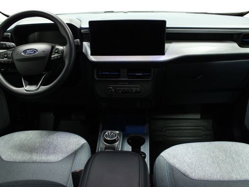 Used 2025 Ford Maverick XLT image 16