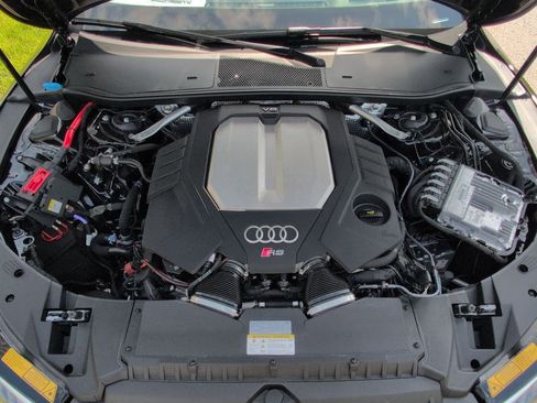 New 2025 Audi RS 7 Performance image 25