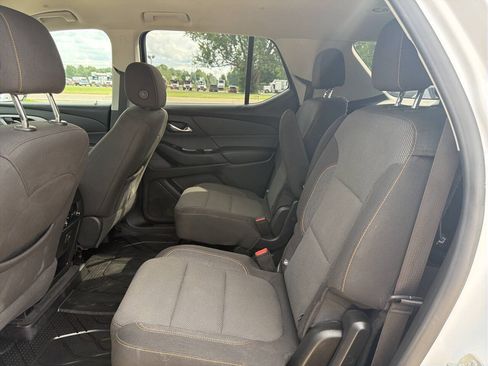 Used 2019 Chevrolet Traverse LT w/ LPO, Floor Liner Package AWD/4WD image 12