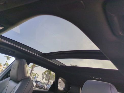 Used 2024 Lexus RX 500h F Sport image 26