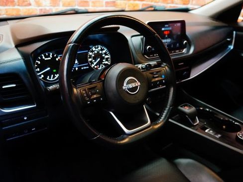 Certified 2023 Nissan Rogue SV w/ SV Premium B Package AWD/4WD image 12