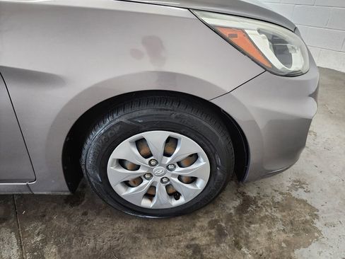 Used 2017 Hyundai Accent SE FWD image 36