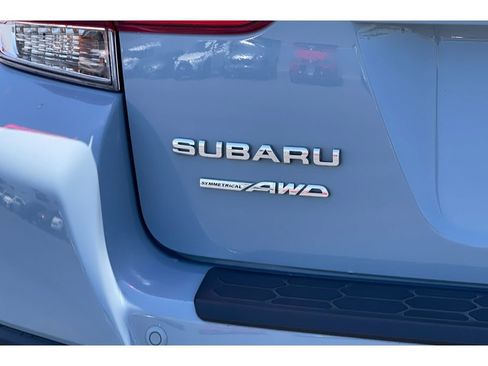 Used 2020 Subaru Crosstrek 2.0i Limited w/ Moonroof Package w/Navigation AWD/4WD image 18