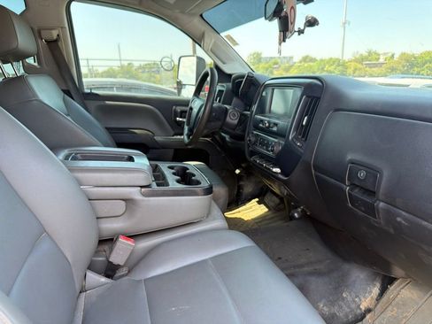 Used 2017 Chevrolet Silverado 2500 W/T w/ WT Fleet Convenience Package AWD/4WD image 5