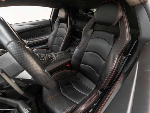 Used 2014 Lamborghini Aventador LP 700-4 image 4