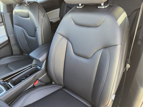 New 2026 Jeep Compass Limited AWD/4WD image 33