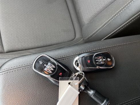 Used 2024 Buick Encore GX Preferred FWD image 44